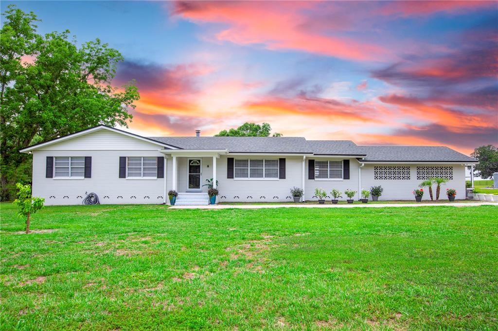 For Sale: $443,500 (2 beds, 2 baths, 1704 Square Feet)