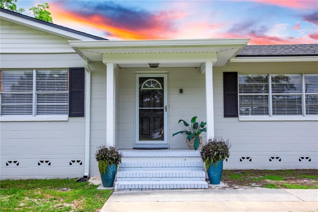 For Sale: $443,500 (2 beds, 2 baths, 1704 Square Feet)