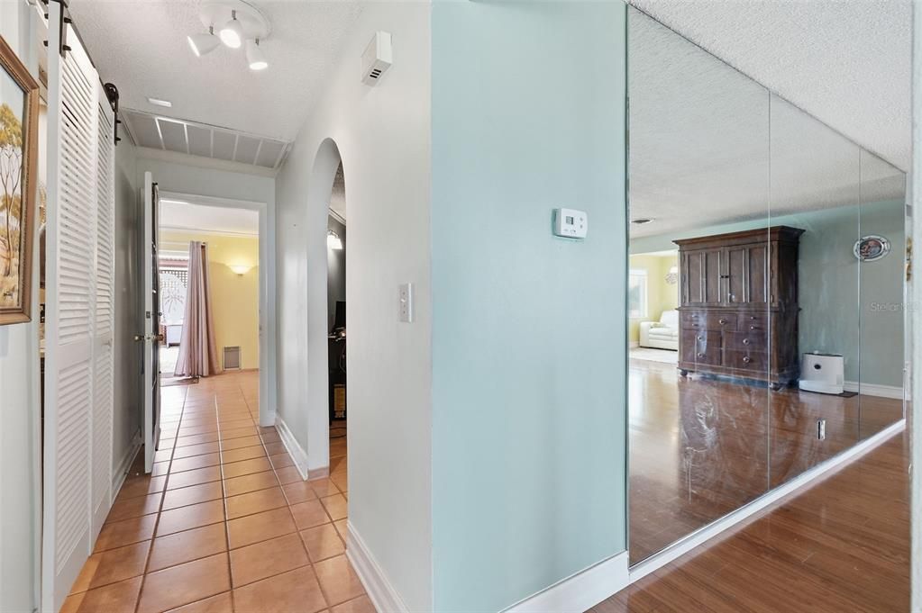 For Sale: $1,245,000 (3 beds, 3 baths, 2367 Square Feet)