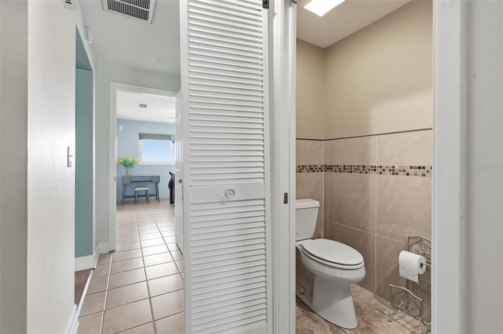 For Sale: $1,245,000 (3 beds, 3 baths, 2367 Square Feet)