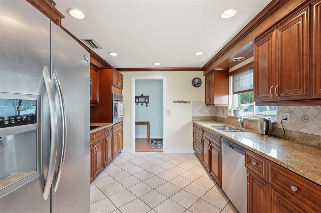 For Sale: $1,245,000 (3 beds, 3 baths, 2367 Square Feet)