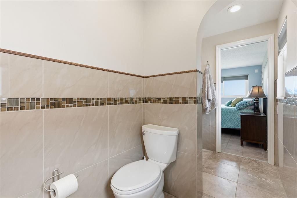 For Sale: $1,245,000 (3 beds, 3 baths, 2367 Square Feet)