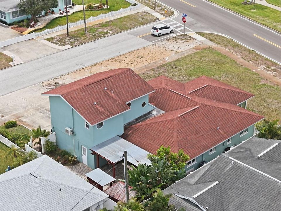 For Sale: $1,245,000 (3 beds, 3 baths, 2367 Square Feet)