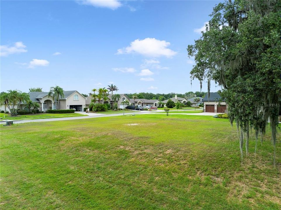 En Venta: $499,900 (0.73 acres)