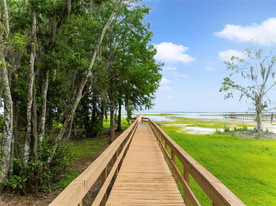 En Venta: $499,900 (0.73 acres)