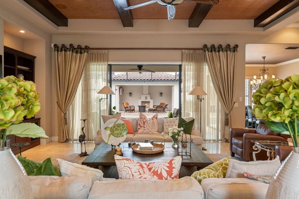 For Sale: $1,595,000 (4 beds, 4 baths, 3396 Square Feet)