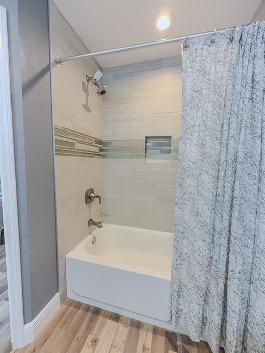 For Sale: $364,900 (3 beds, 2 baths, 1625 Square Feet)