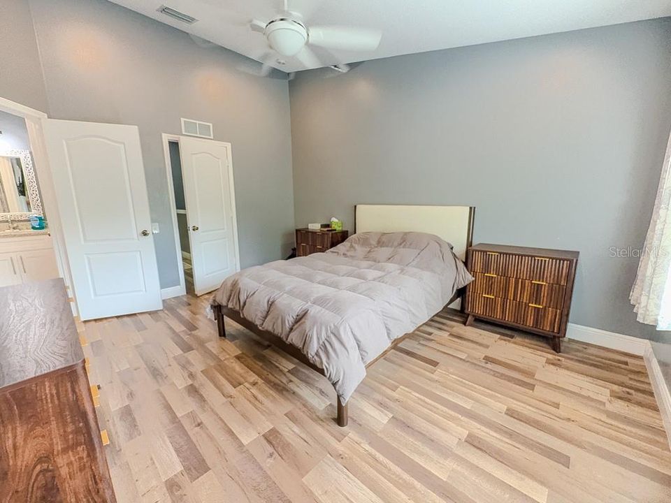 For Sale: $364,900 (3 beds, 2 baths, 1625 Square Feet)