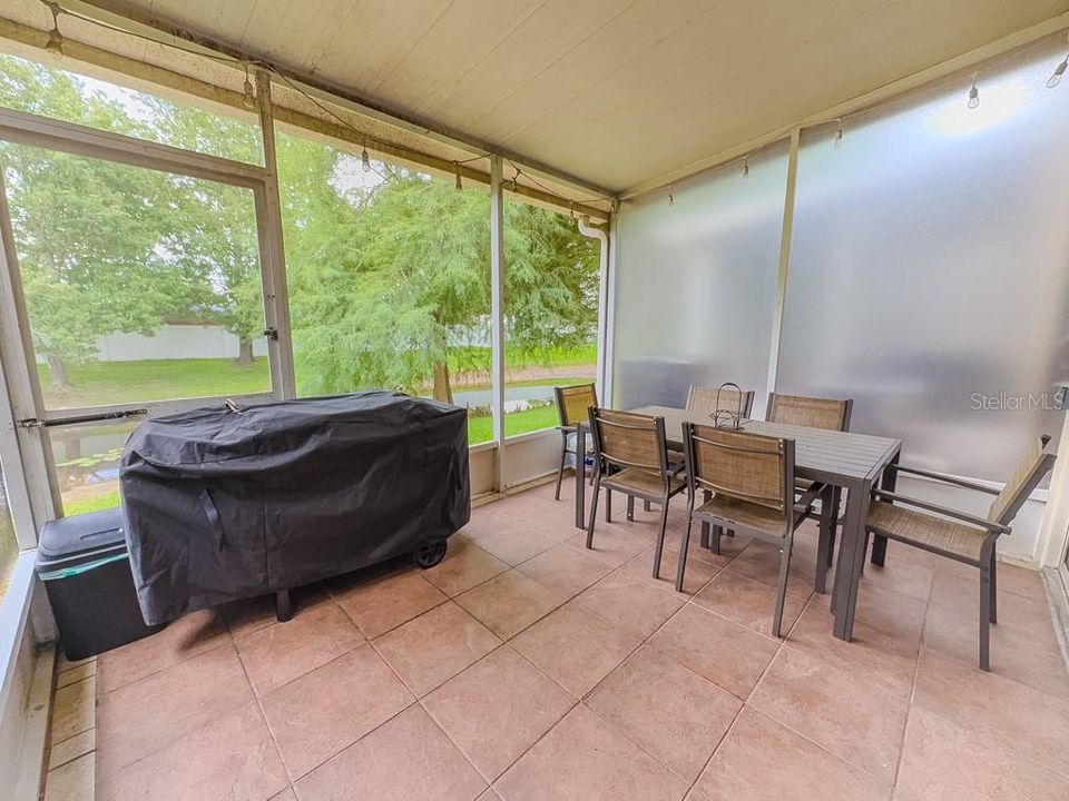 For Sale: $364,900 (3 beds, 2 baths, 1625 Square Feet)