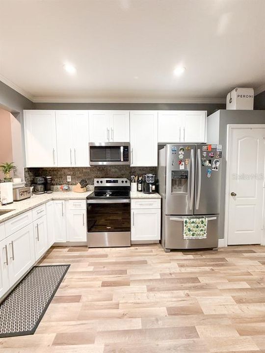 For Sale: $364,900 (3 beds, 2 baths, 1625 Square Feet)
