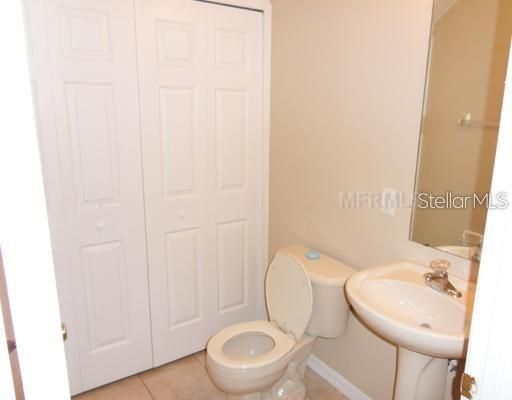 For Rent: $2,000 (3 beds, 2 baths, 1680 Square Feet)