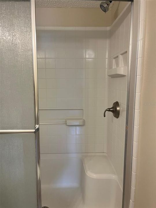 En Venta: $129,400 (2 camas, 2 baños, 864 Pies cuadrados)