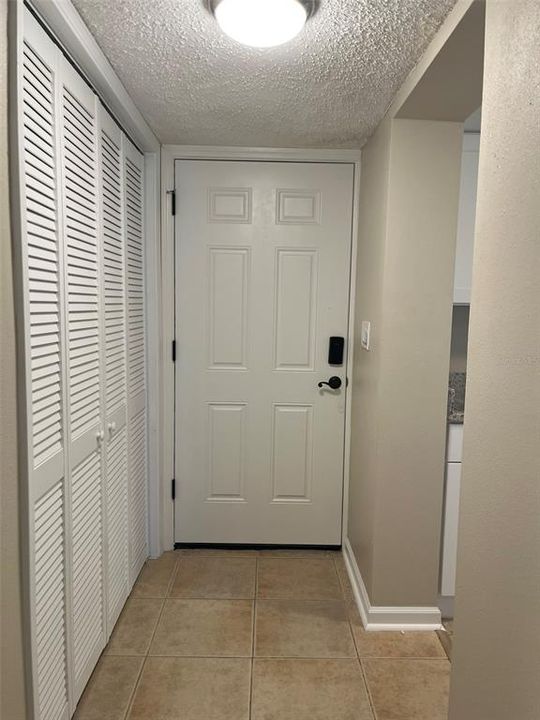 En Venta: $129,400 (2 camas, 2 baños, 864 Pies cuadrados)