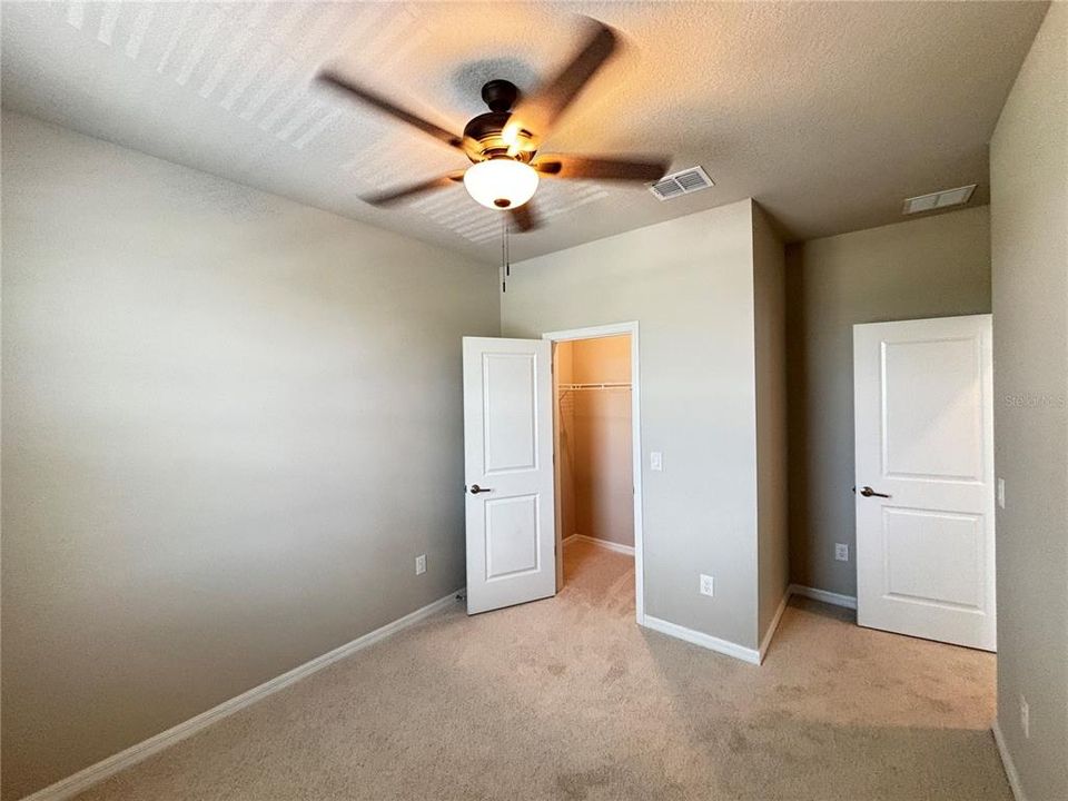 For Rent: $3,995 (5 beds, 3 baths, 2585 Square Feet)