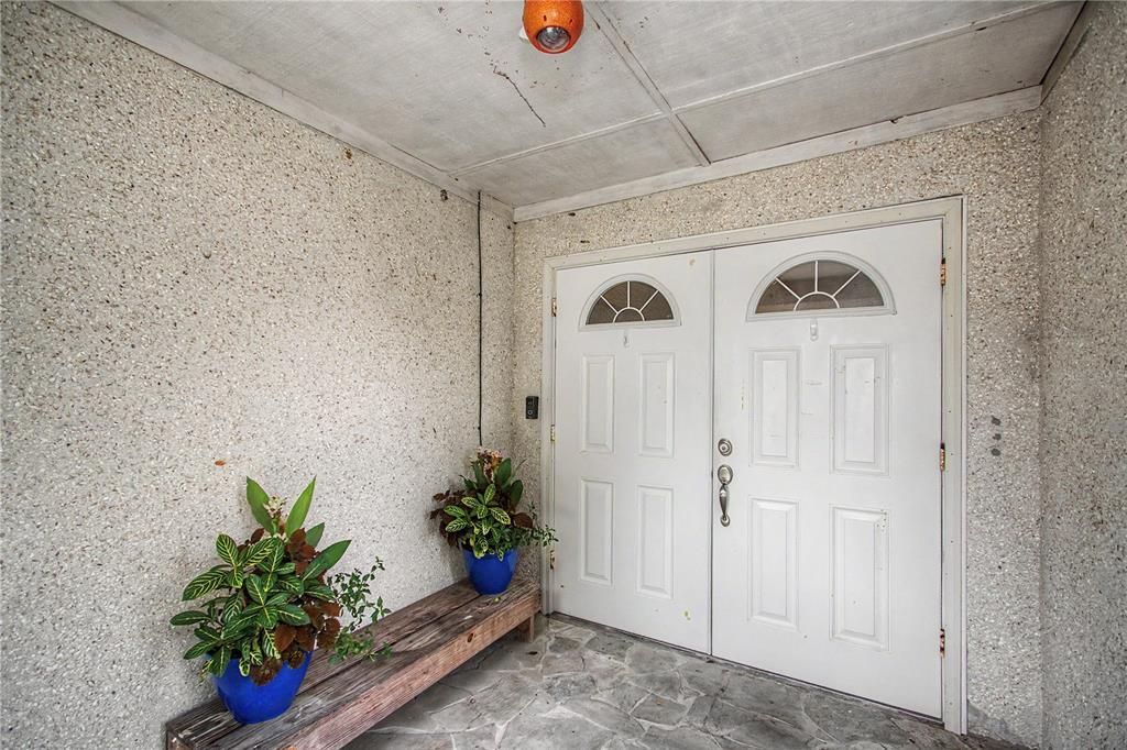 For Sale: $299,900 (3 beds, 2 baths, 1800 Square Feet)