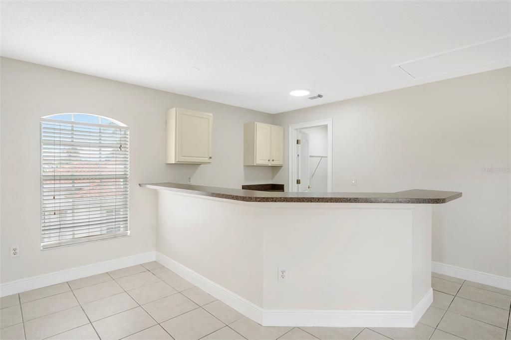 For Sale: $950,000 (4 beds, 4 baths, 3616 Square Feet)