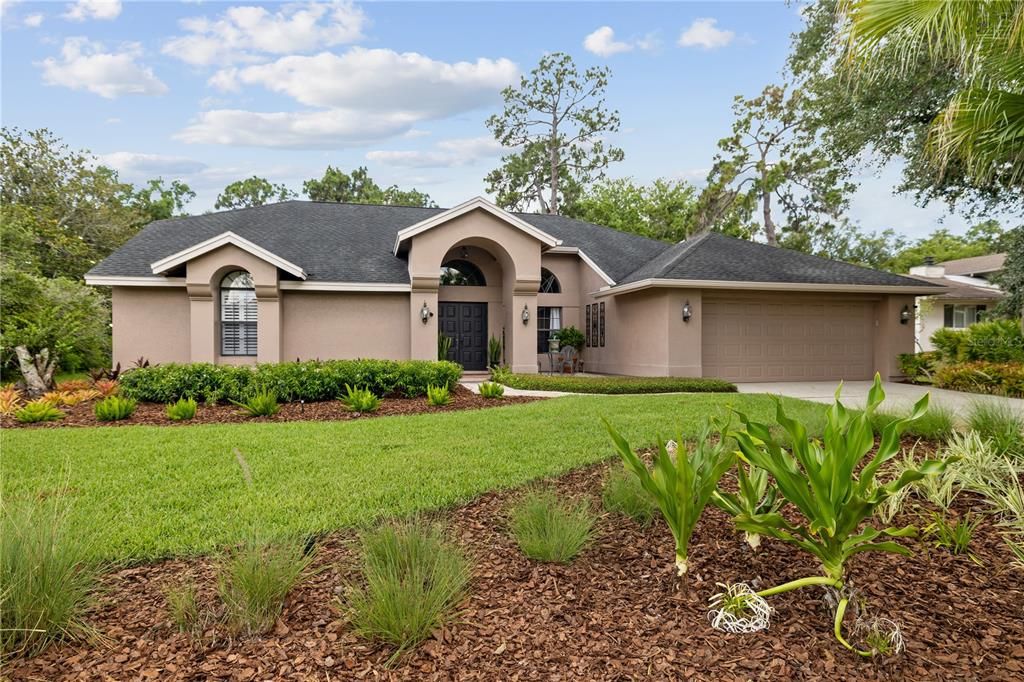 For Sale: $800,000 (4 beds, 3 baths, 2804 Square Feet)