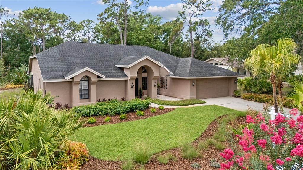 For Sale: $800,000 (4 beds, 3 baths, 2804 Square Feet)