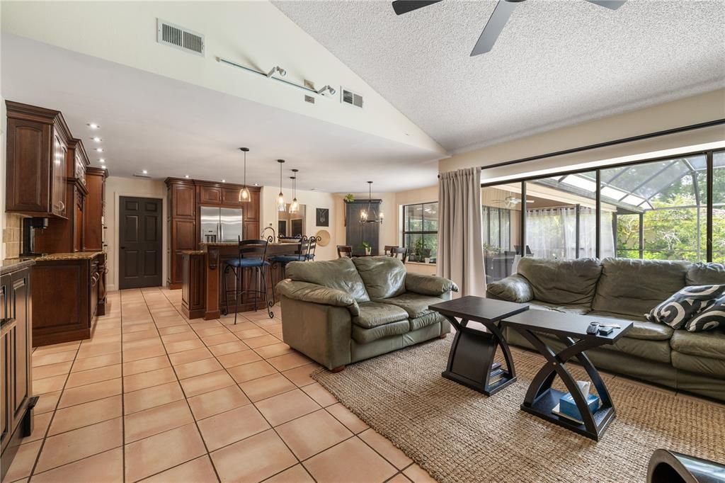 For Sale: $800,000 (4 beds, 3 baths, 2804 Square Feet)