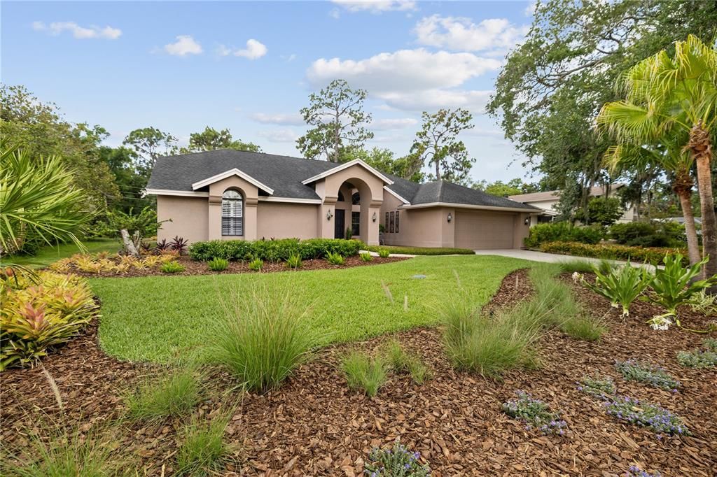 For Sale: $800,000 (4 beds, 3 baths, 2804 Square Feet)