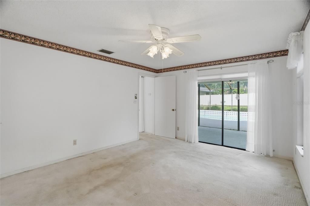 For Sale: $539,000 (3 beds, 2 baths, 1933 Square Feet)