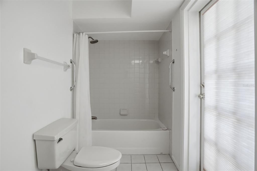 For Sale: $539,000 (3 beds, 2 baths, 1933 Square Feet)