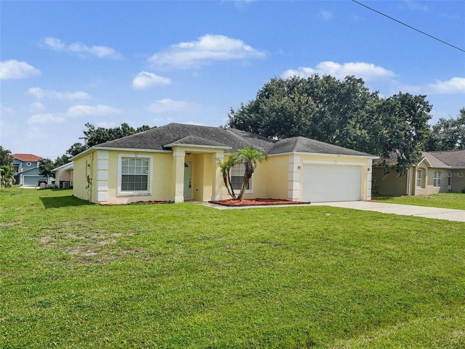 For Sale: $249,900 (4 beds, 2 baths, 1514 Square Feet)