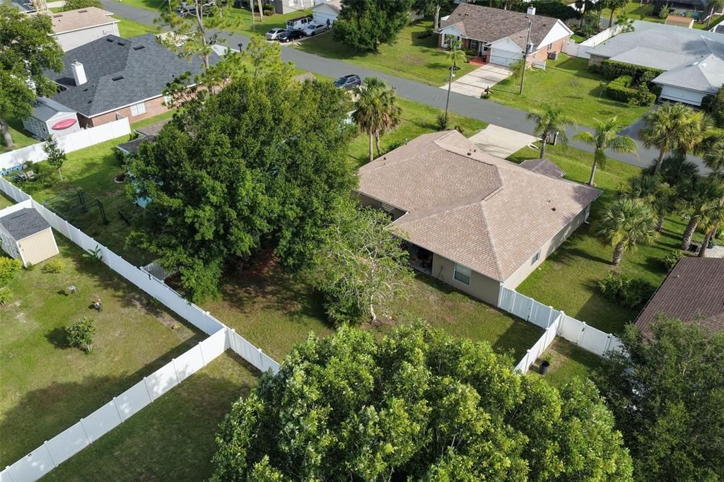 Activo con contrato: $315,000 (4 camas, 2 baños, 1900 Pies cuadrados)