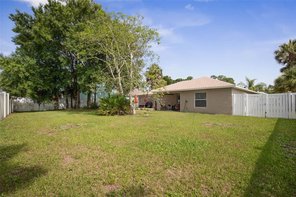 Activo con contrato: $315,000 (4 camas, 2 baños, 1900 Pies cuadrados)