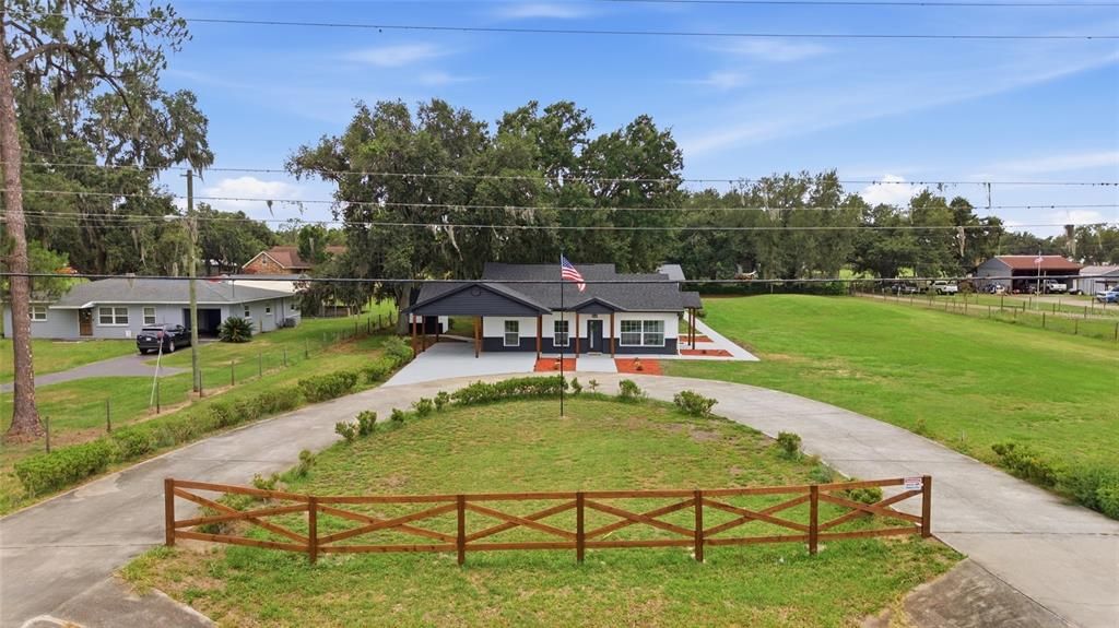 For Sale: $669,990 (3 beds, 2 baths, 1543 Square Feet)