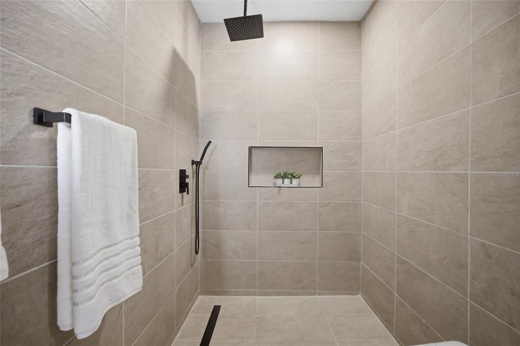 For Sale: $669,990 (3 beds, 2 baths, 1543 Square Feet)