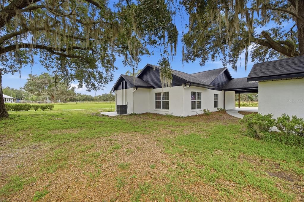 For Sale: $669,990 (3 beds, 2 baths, 1543 Square Feet)