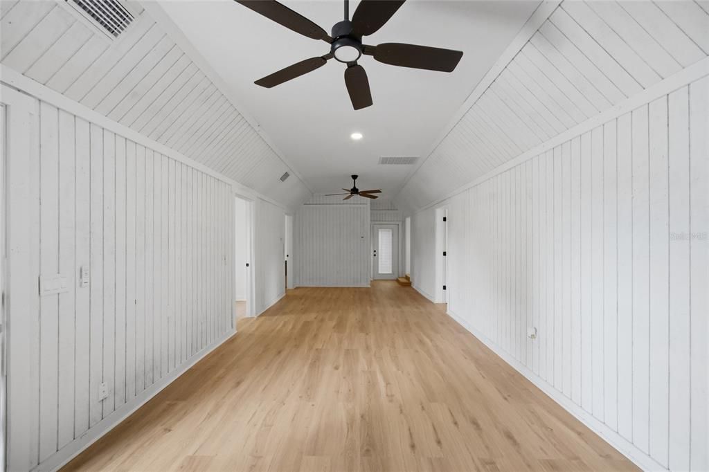 For Sale: $669,990 (3 beds, 2 baths, 1543 Square Feet)
