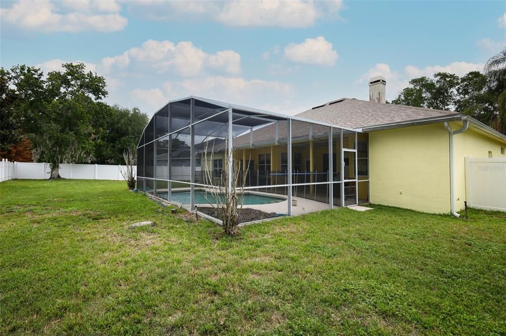 For Sale: $675,000 (4 beds, 3 baths, 2582 Square Feet)