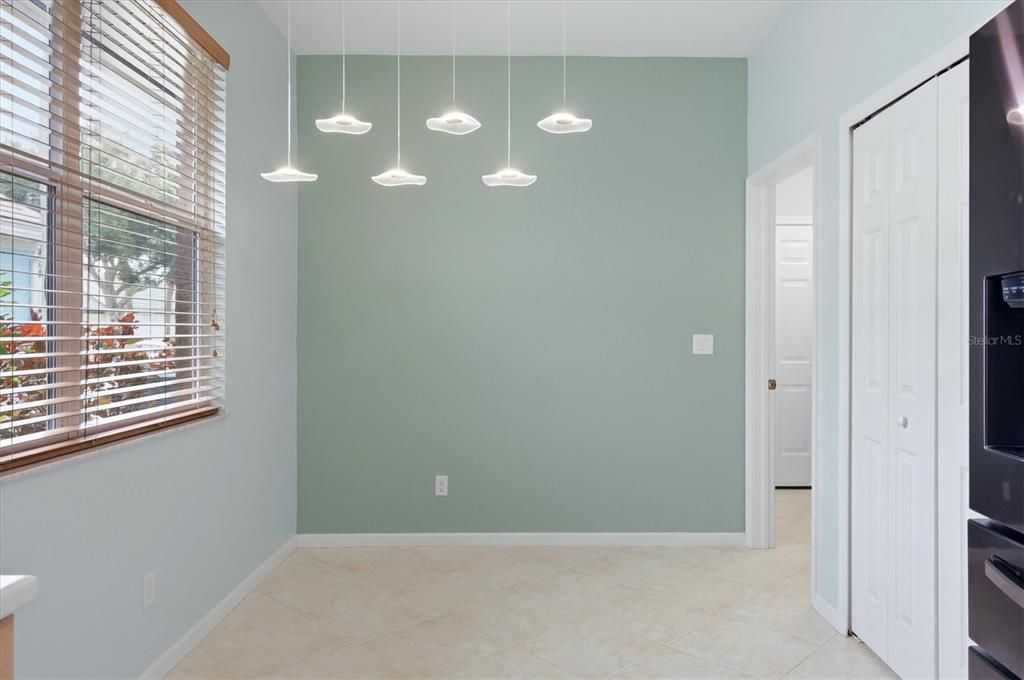 For Sale: $330,000 (3 beds, 2 baths, 1773 Square Feet)
