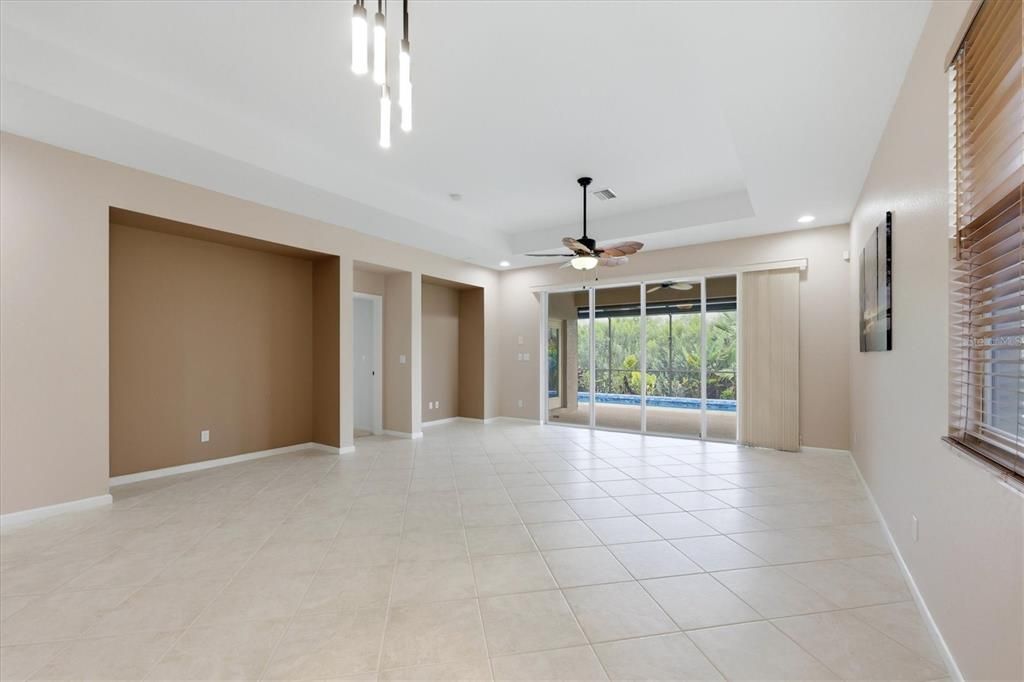 For Sale: $330,000 (3 beds, 2 baths, 1773 Square Feet)