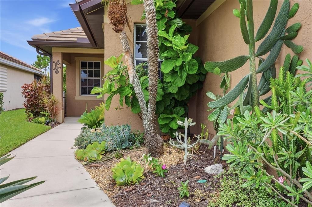 For Sale: $330,000 (3 beds, 2 baths, 1773 Square Feet)