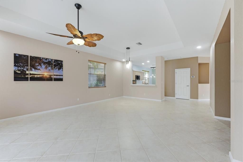 For Sale: $330,000 (3 beds, 2 baths, 1773 Square Feet)
