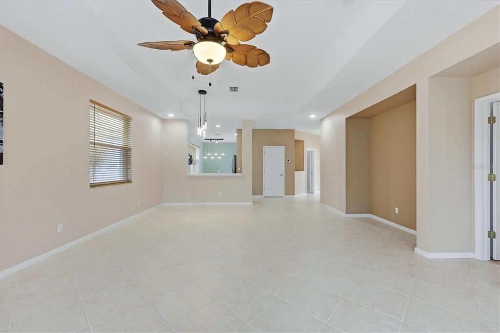 For Sale: $330,000 (3 beds, 2 baths, 1773 Square Feet)