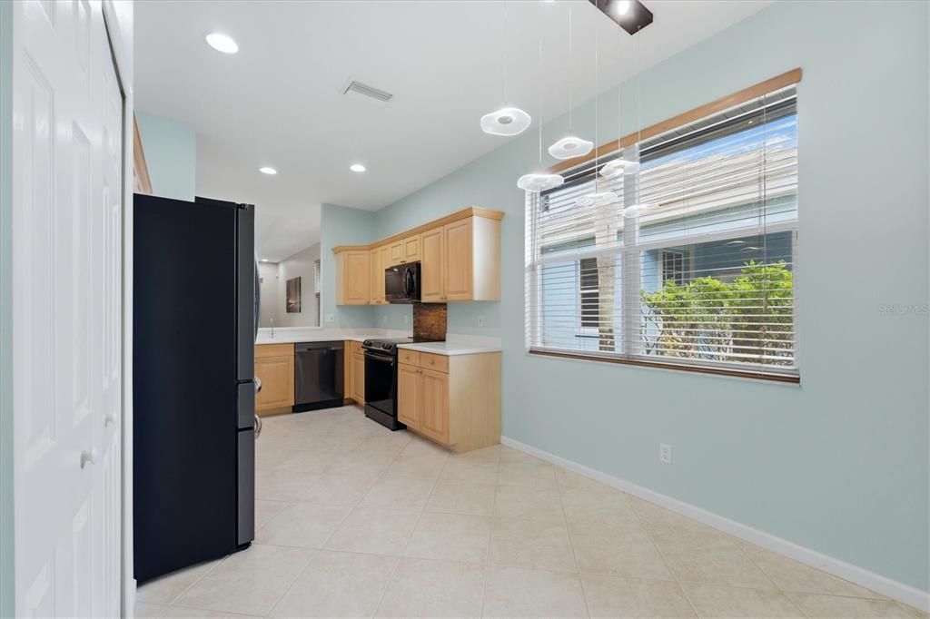 For Sale: $330,000 (3 beds, 2 baths, 1773 Square Feet)