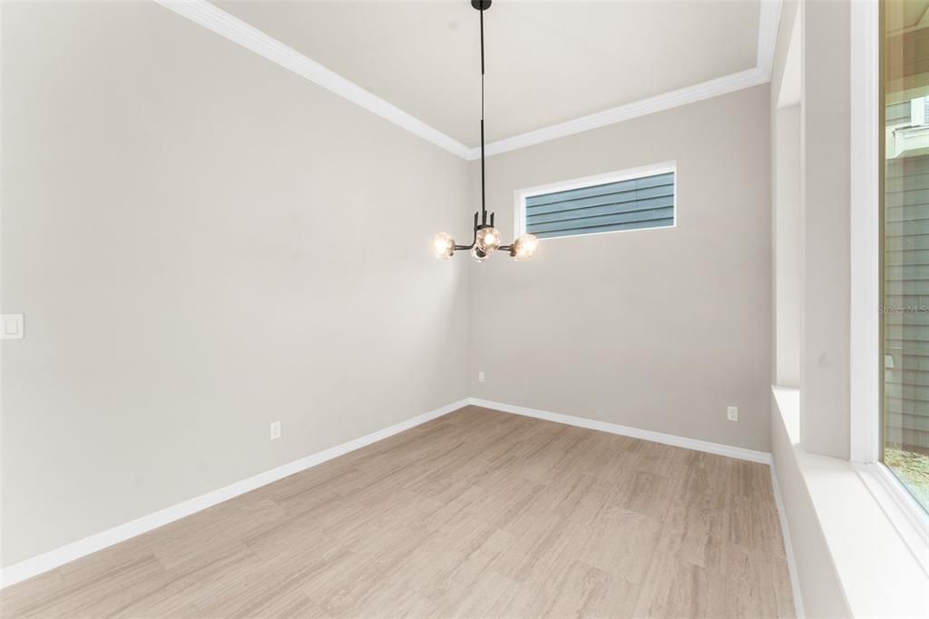 En Venta: $485,000 (5 camas, 3 baños, 2412 Pies cuadrados)