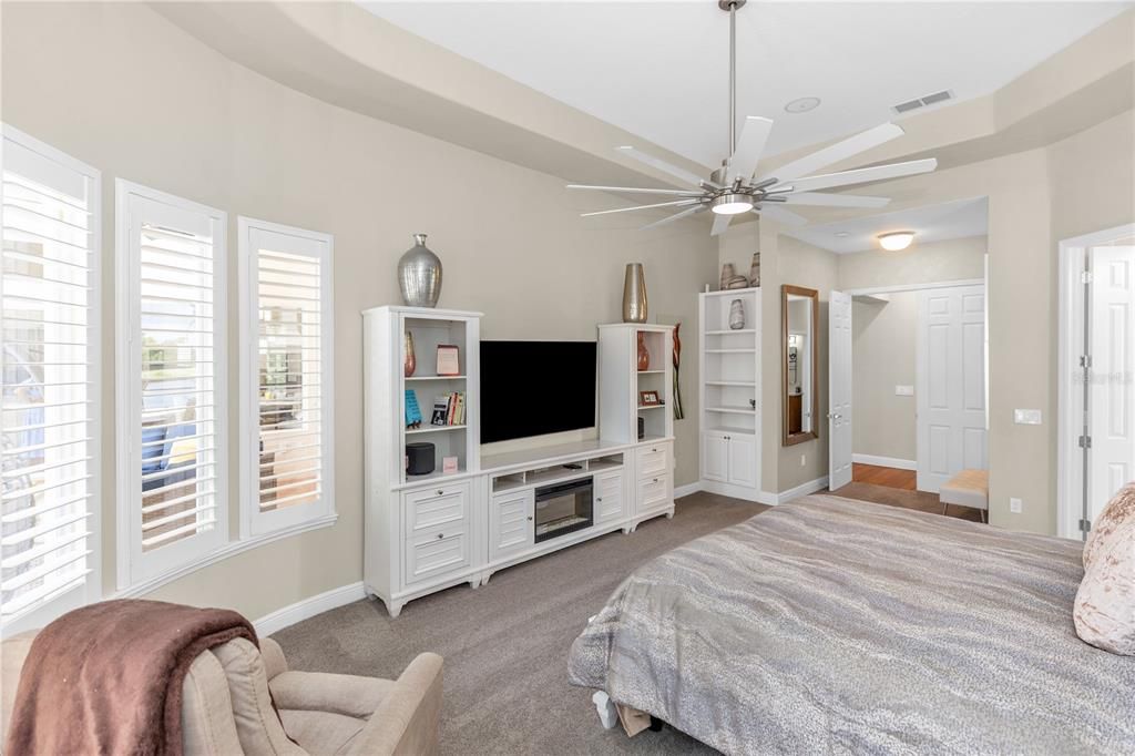 For Sale: $1,079,000 (4 beds, 3 baths, 3167 Square Feet)