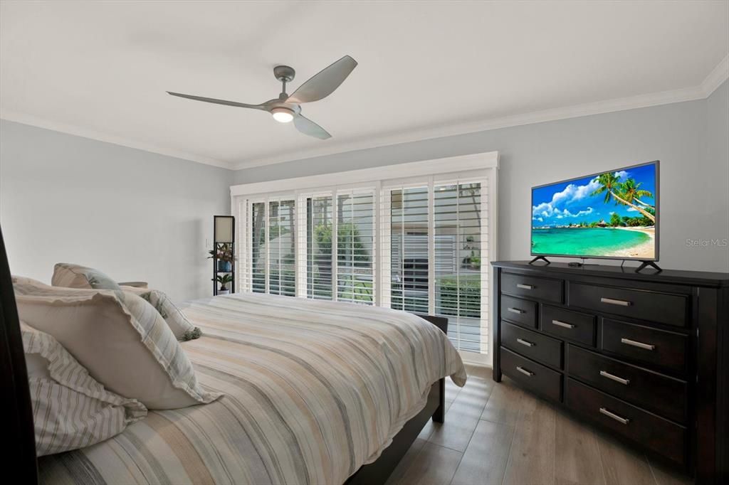 For Sale: $550,000 (2 beds, 2 baths, 1315 Square Feet)