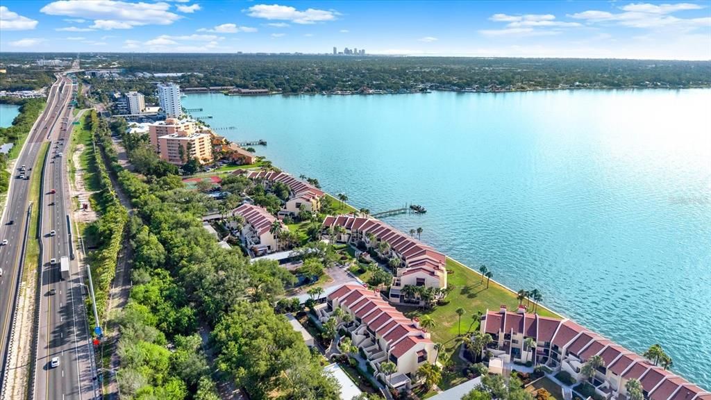 For Sale: $550,000 (2 beds, 2 baths, 1315 Square Feet)