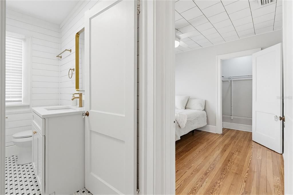 На продажу: $549,000 (3 спален, 1 ванн, 1218 Квадратных фут)