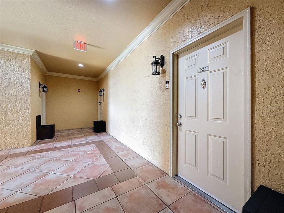For Rent: $1,600 (1 beds, 1 baths, 656 Square Feet)