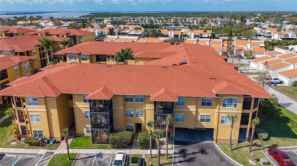 For Rent: $1,600 (1 beds, 1 baths, 656 Square Feet)