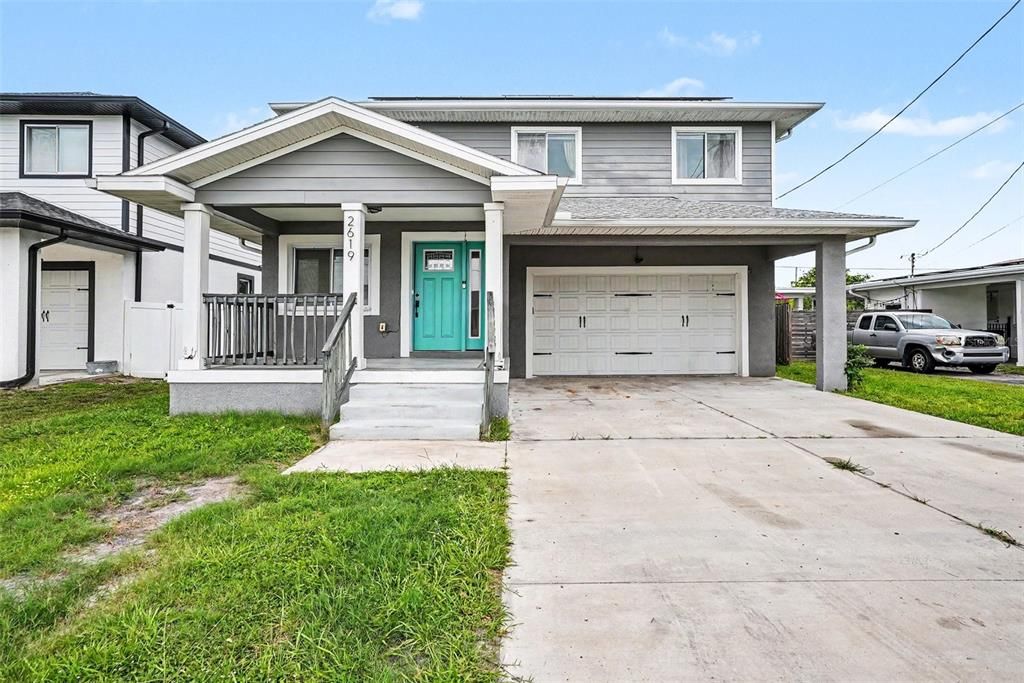 En Venta: $650,000 (4 camas, 2 baños, 2095 Pies cuadrados)