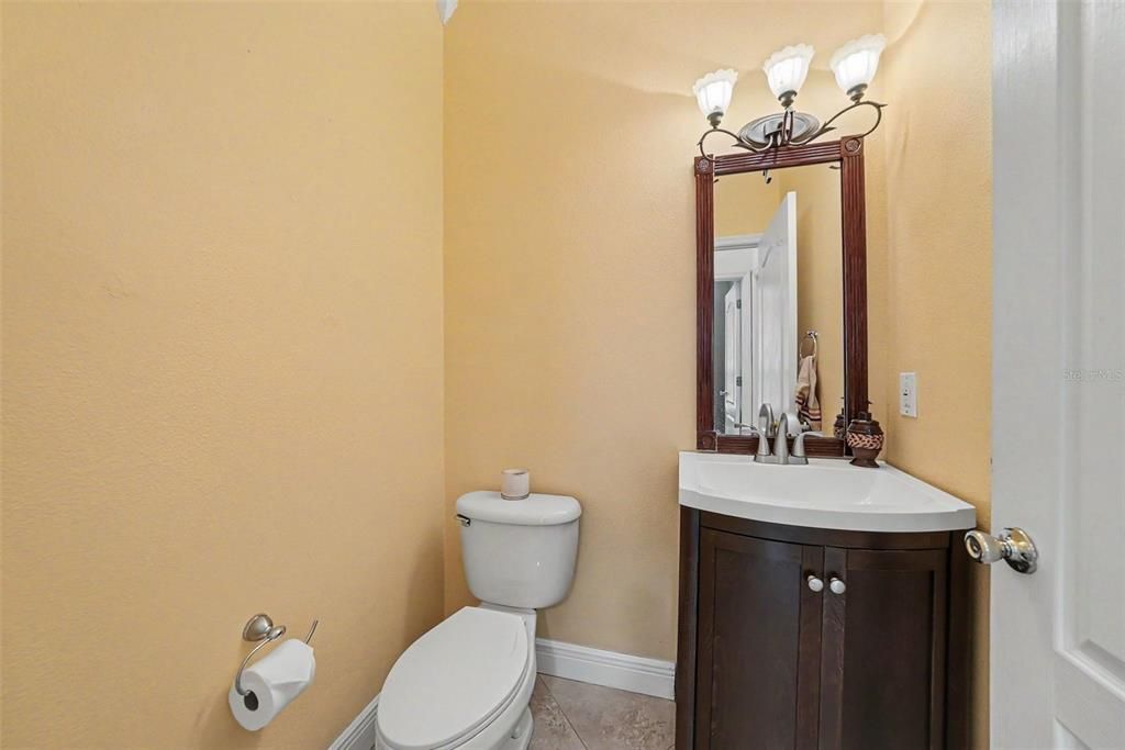 For Sale: $649,900 (5 beds, 3 baths, 3525 Square Feet)