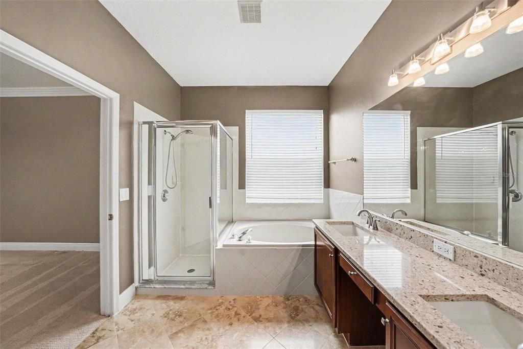 For Sale: $649,900 (5 beds, 3 baths, 3525 Square Feet)